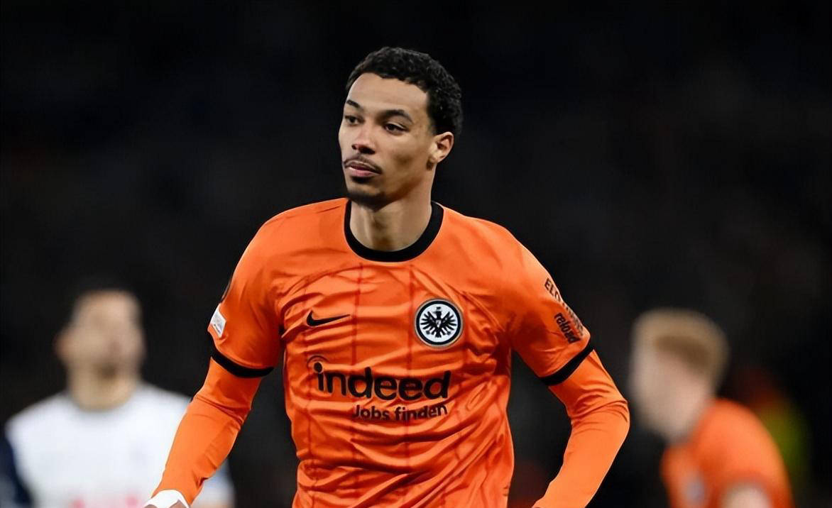 切尔西考虑多方位前锋选择 德甲黑店漫天开价1亿欧