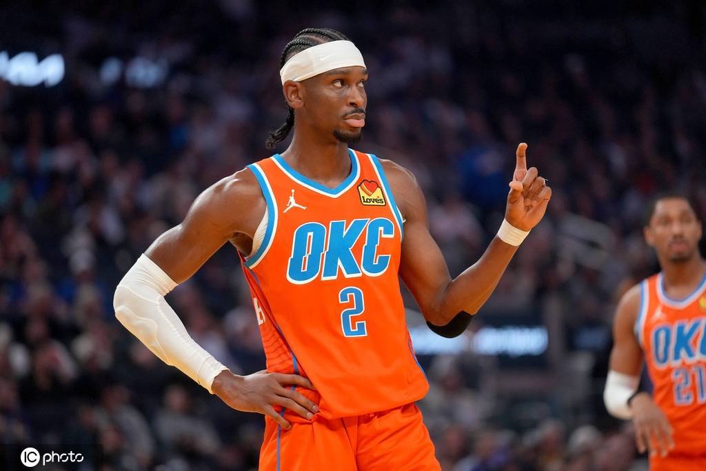 亚历山大38分杰威22分6助 雷霆轻取勇士13连胜